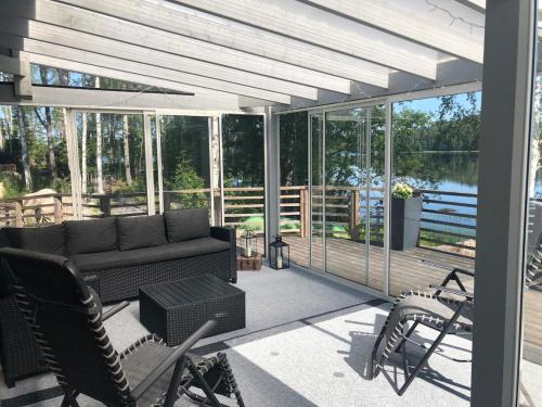 Juva Ski Chalet | Idyllic Lakeside Cottage