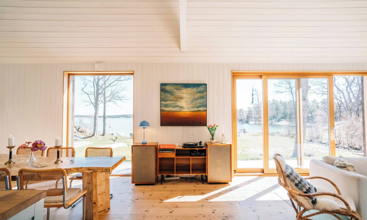 Soderholm House | Island home by water and sauna in Södermöja