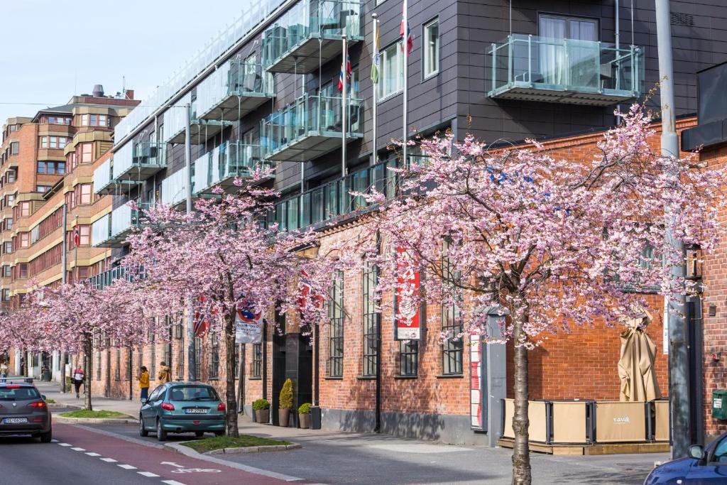 Toyen Hotel | Kampen Hotell