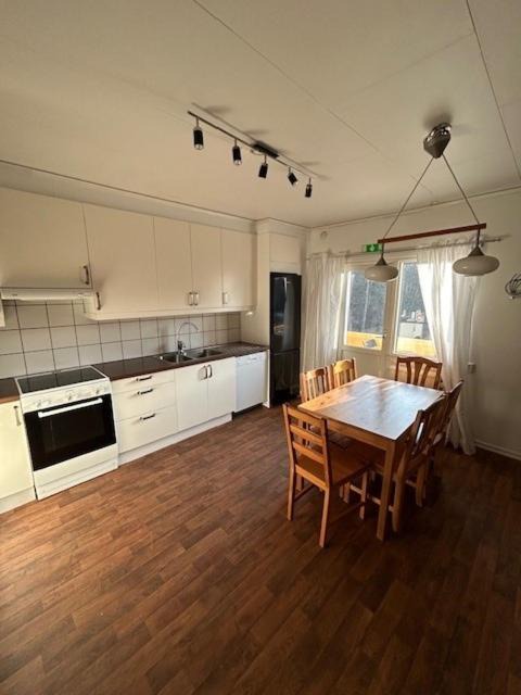 Hultsfred Resort | Kloster Gård - Cabins & apartments near Astrid Lindgrens World