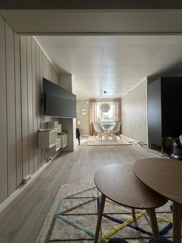 Setermoen Apartment | Koselig og sentrumsnær leilighet på Setermoen