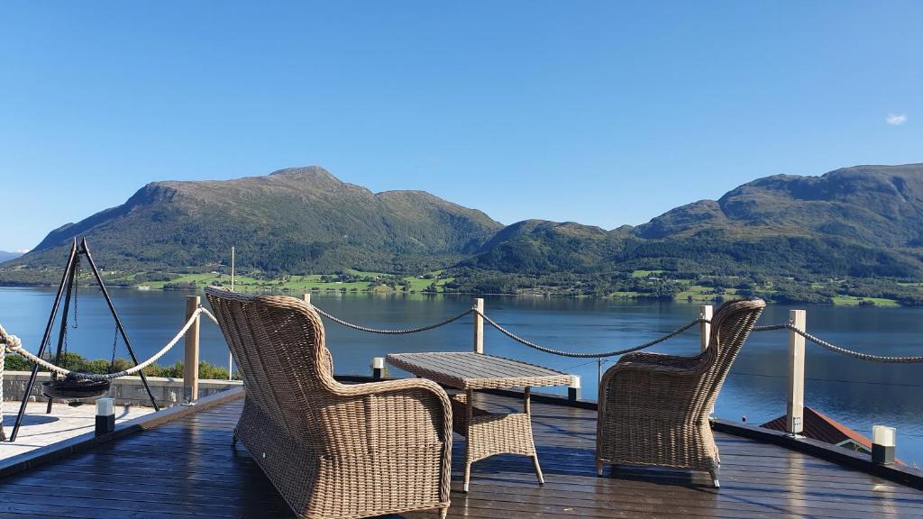 Averoy Apartment | Kvernesfjorden Apartments