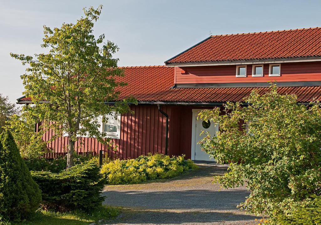 Tandsbyn Bed & Breakfast | Långänge Logi