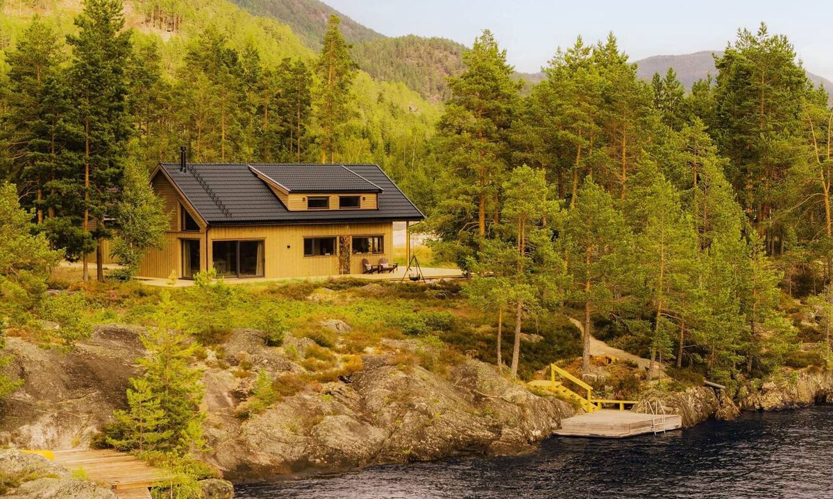 Kviteseid House | Lake House Sundsøy with sauna & jacuzzi