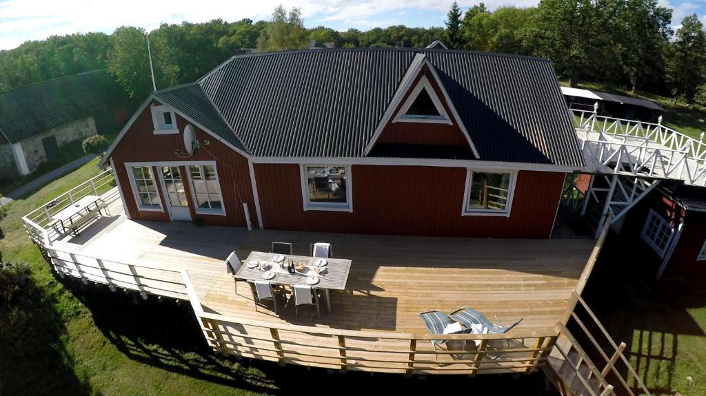 Olofstrom Villa | Landhouse