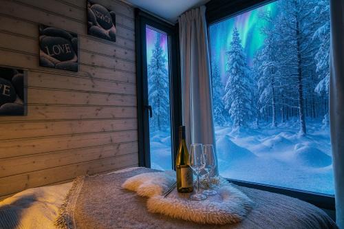 Kolari Ski Chalet | Lapland Landscape Cabin with Nature View, Sauna, Fireplace & Kitchen, Ylläs, Äkäslompolo, Riverside Village