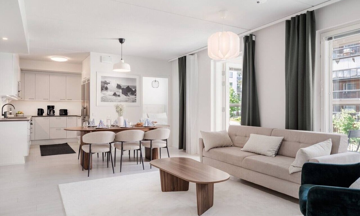 Etelainen District Apartment | Large 3BR Sauna Free Parking Walk to ferries