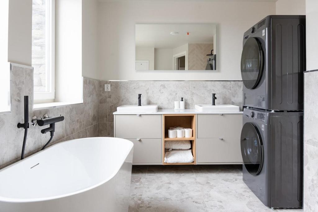 Bergen City Centre Apartment | Large apartment in historical street