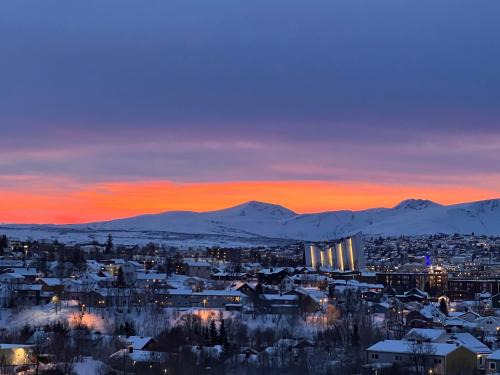 Tromsdalen House | Large house with spectacular view
