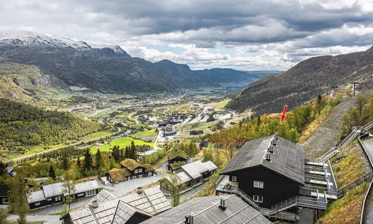 Hemsedal Apartment | Large Ski in/Ski out Apartment for Groups