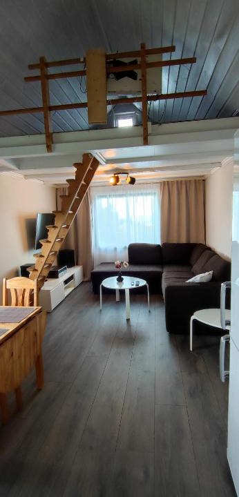 Re Municipality House | Lille huset