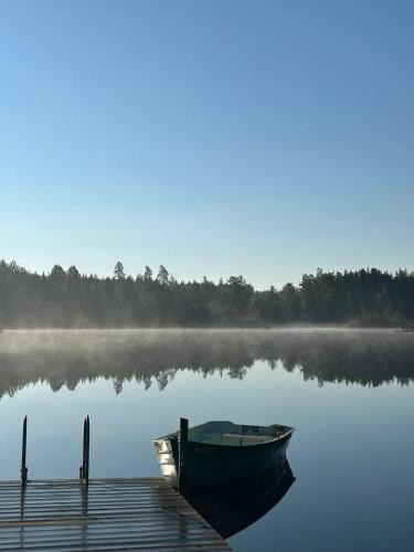 Astad House | Live with nature, your own jetty, boat & sauna!