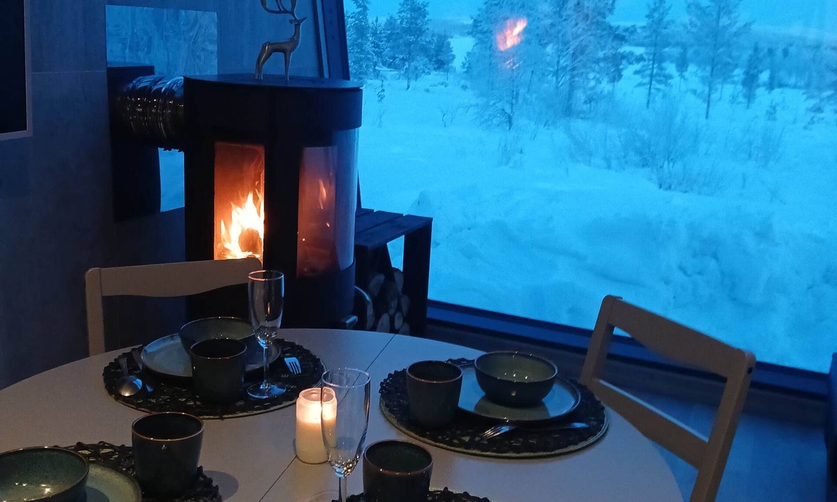 Inari Ski Chalet | Lodge Arctic 3– sauna, toit vitré & vue lac Inari