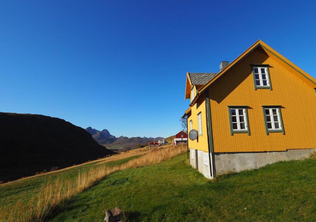 Vestvagøy House | Lofoten Hiking Lodge