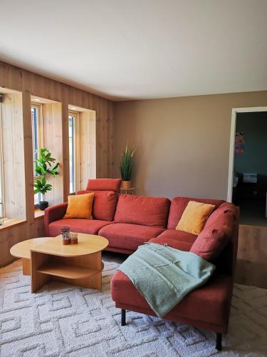 Vestvagøy Apartment | Lofoten Seaview Apartment B