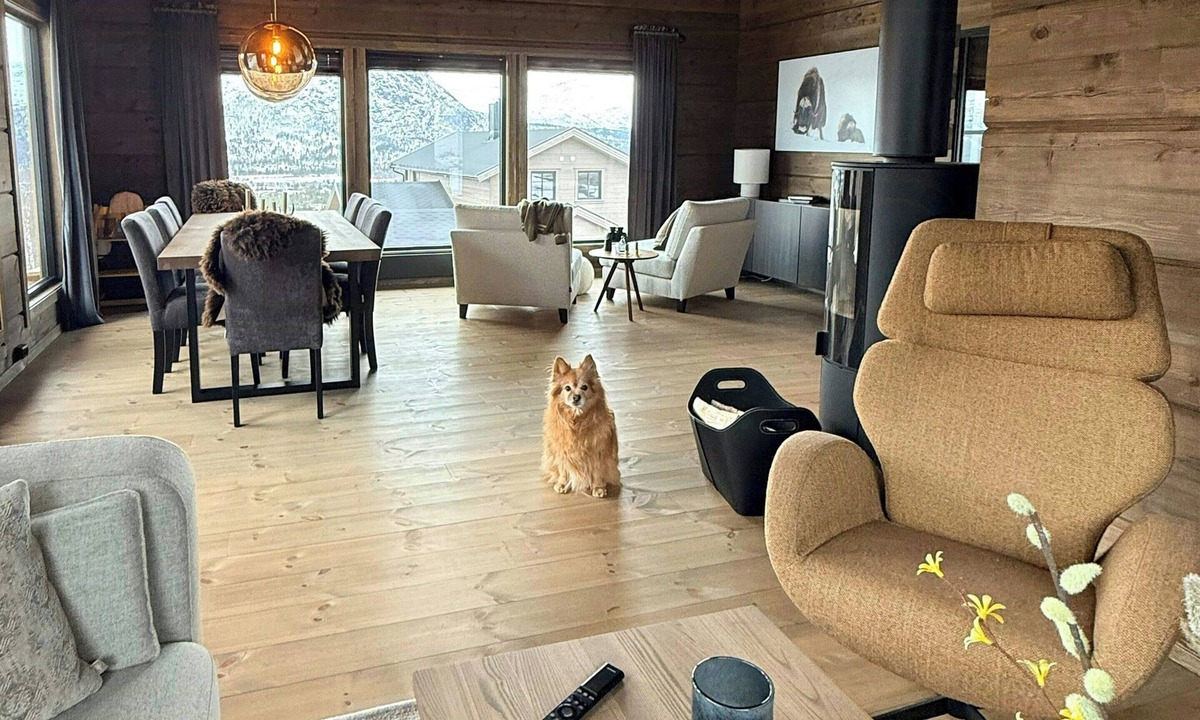 Bjorli House | Log cabin with ski in/out at Bjorli