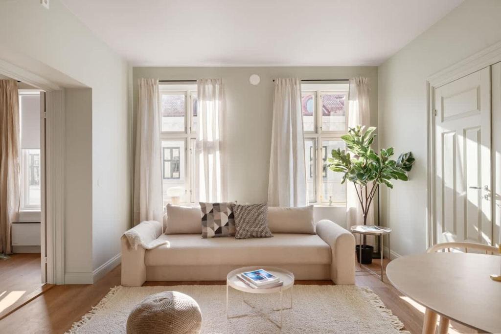 Grunerlokka Apartment | Løkka Suites I 2-Bedroom with Double Queen Room & Balcony