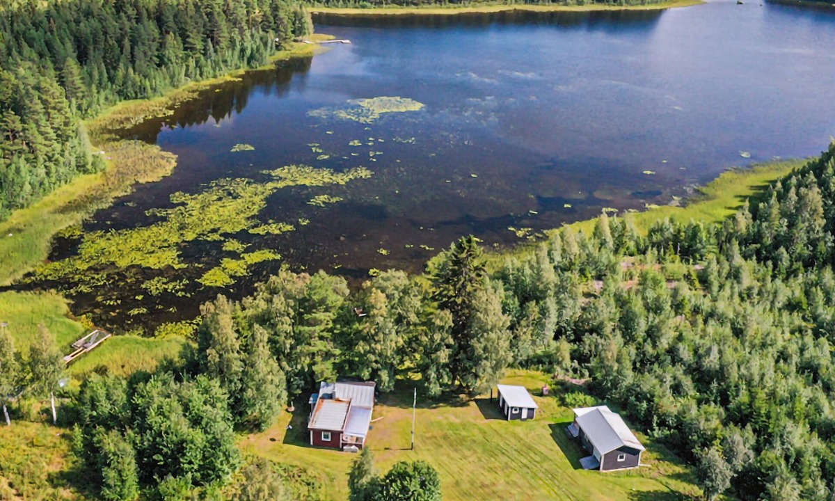 Stromsund House | Look forward to a wonderful vacation in the beautiful Swedish nature.