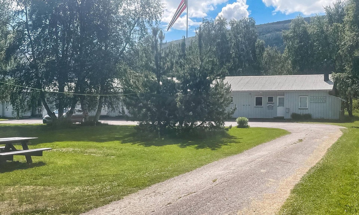 Dovre Apartment | Lovely apartment in Dovre with WiFi