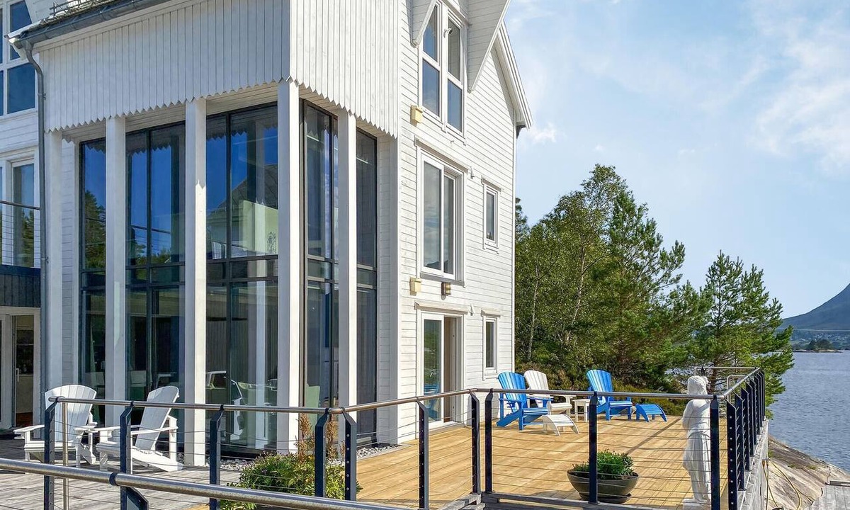 Ulstein Municipality Apartment | Lovely apartment in Gurskøy with sauna