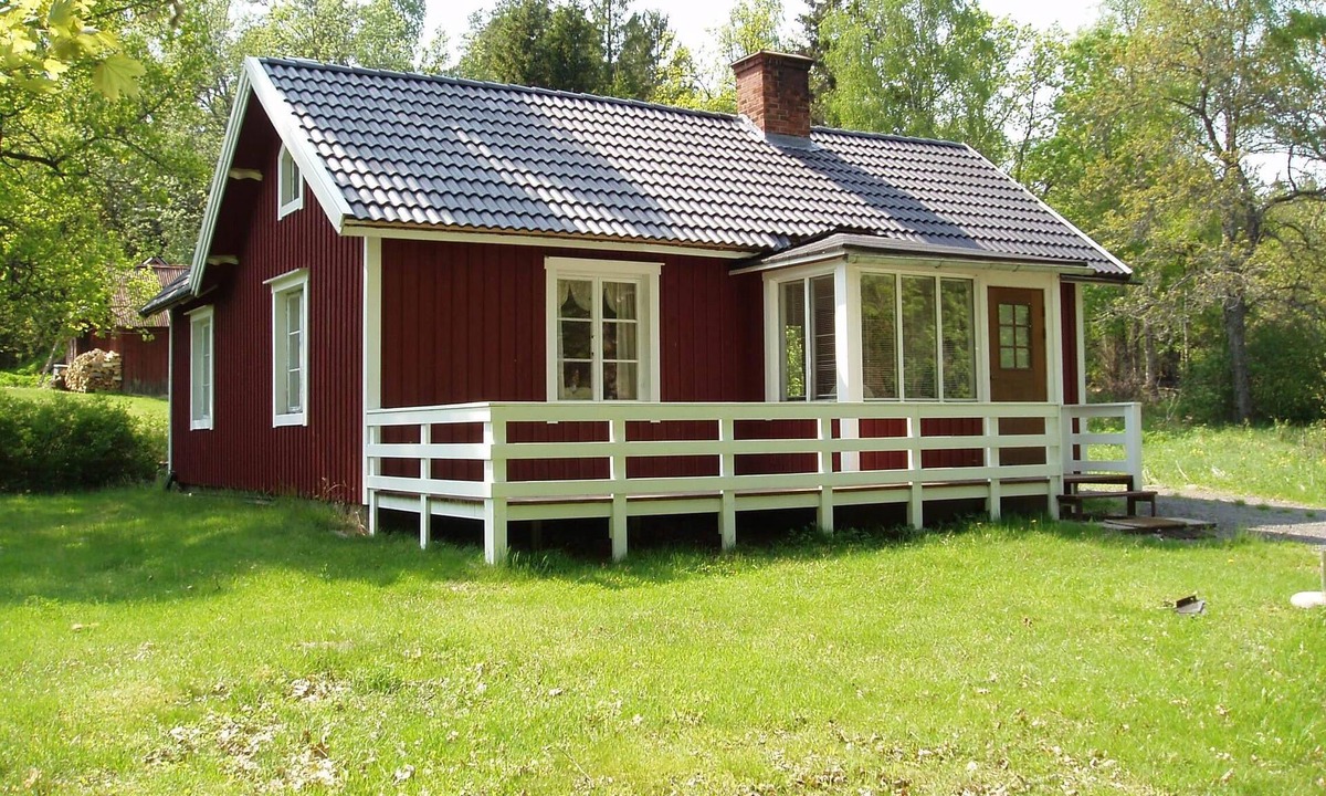 Orrefors Cottage | Lovely authentic Swedish house in peaceful and quiet surroundings, close to forest.