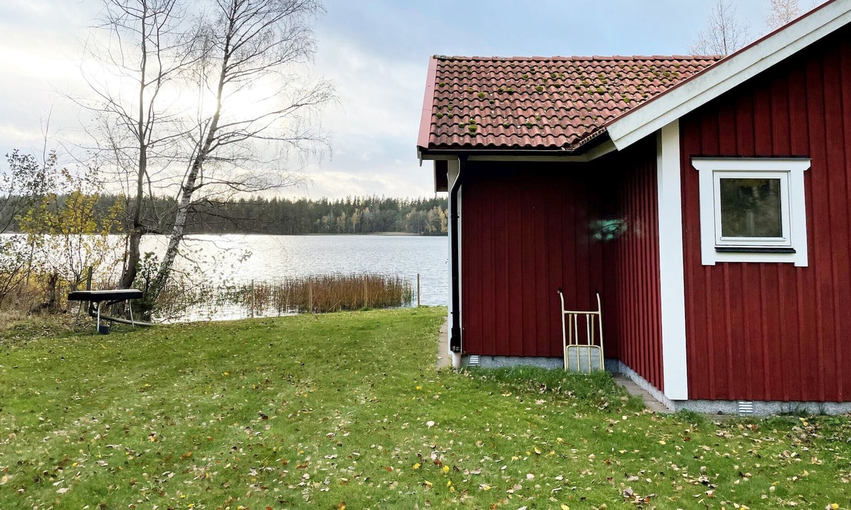 Eksjo Municipality House | Lovely cottage outside Eksjö with amazing lake view | SE07028