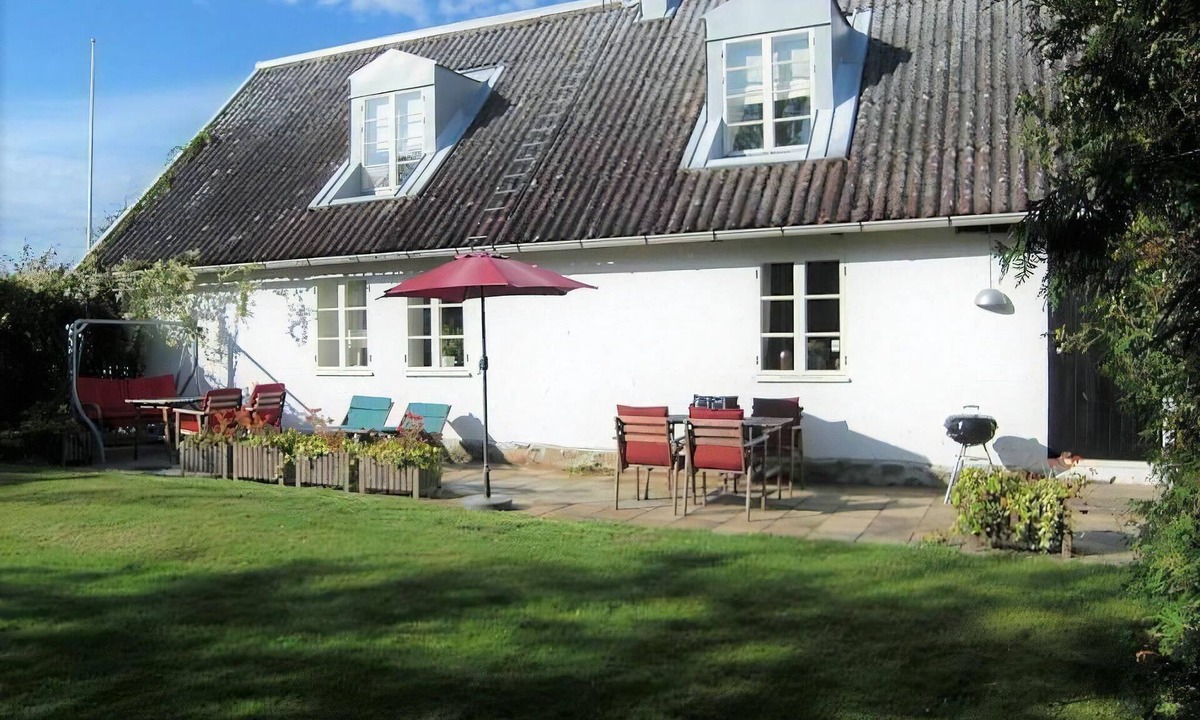 Hoganas House | Lovely holiday home in typical Skåne house!