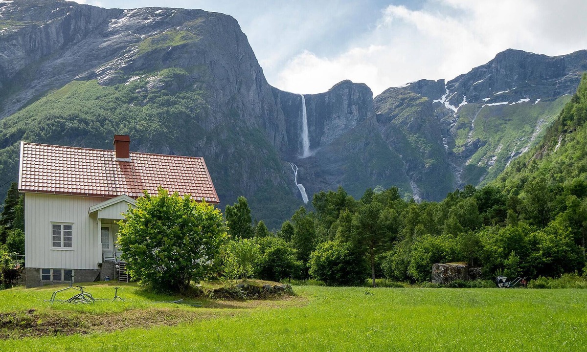 Nesset House | Lovely home in Eikesdal with WiFi