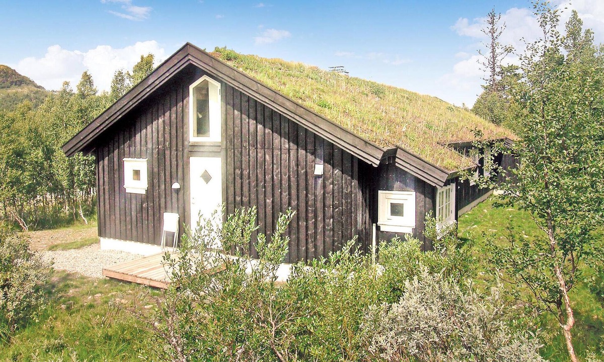 Sor-Fron House | Lovely home in Gålå with sauna