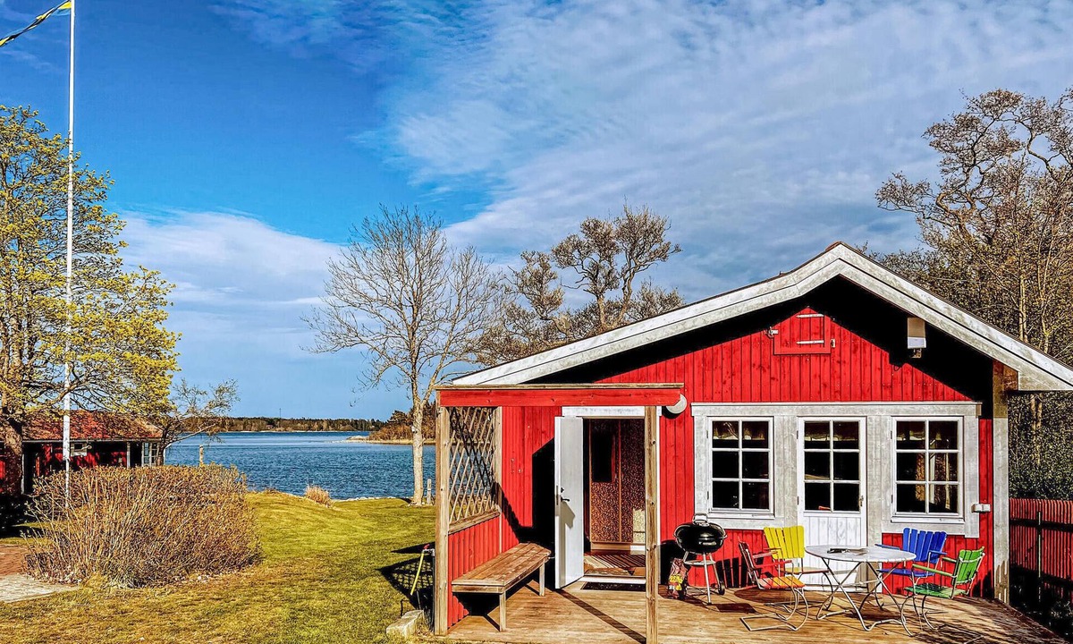 Graddo House | Lovely home in Gräddö with sauna