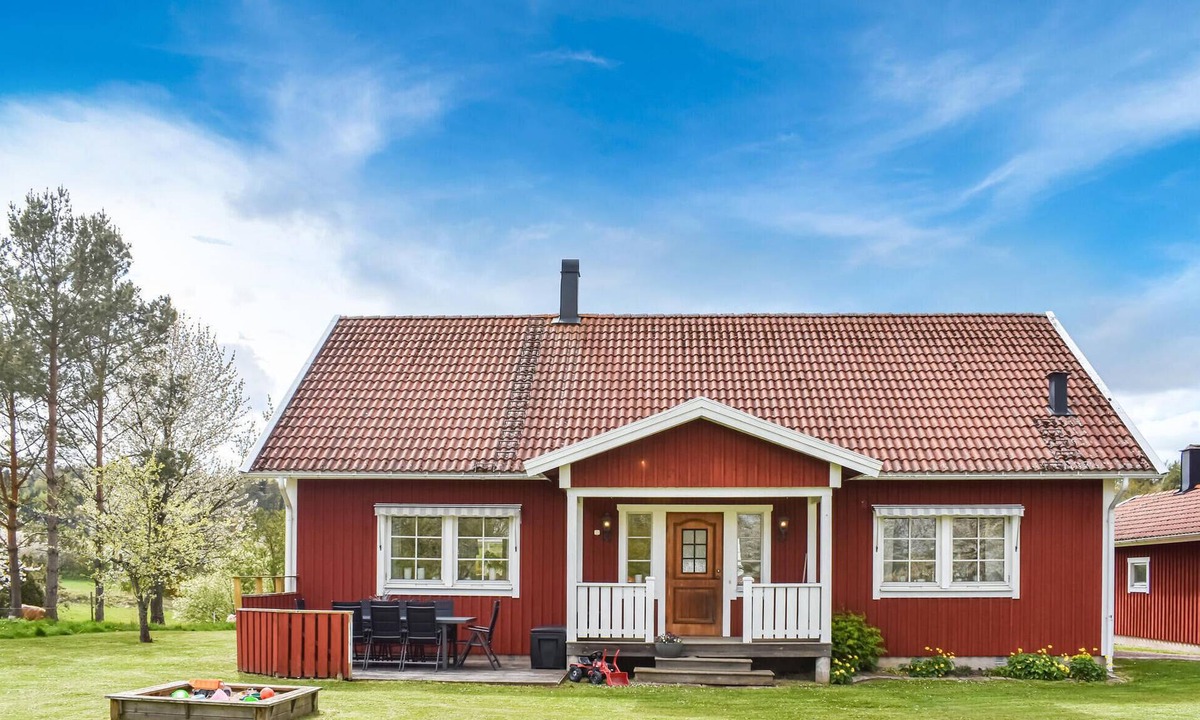Granna House | Lovely home in Gränna with house a panoramic view
