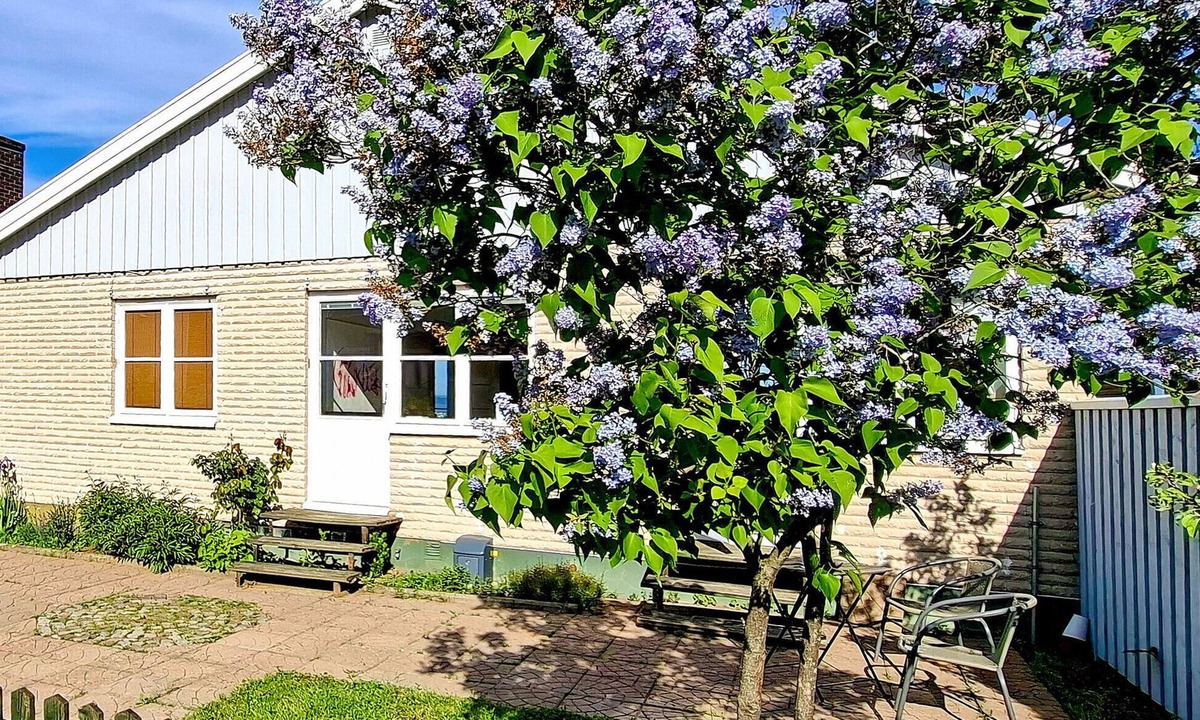 Granna House | Lovely home in Gränna with sauna