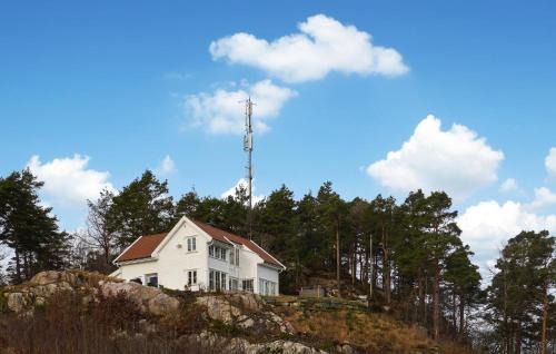 Hovag House | Lovely Home In Høvåg With Wifi