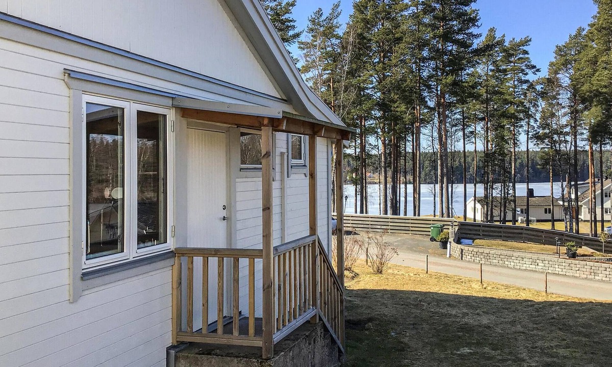 Mullsjo House | Lovely home in Mullsjö with kitchen