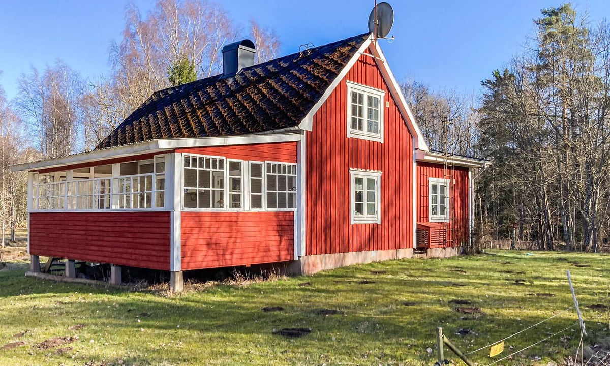 Tingsryd House | Lovely home in Tingsryd with WiFi
