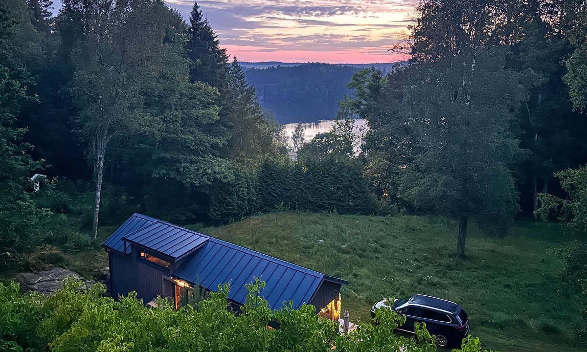 Tollered House | Lovely home in Tollered with lake view