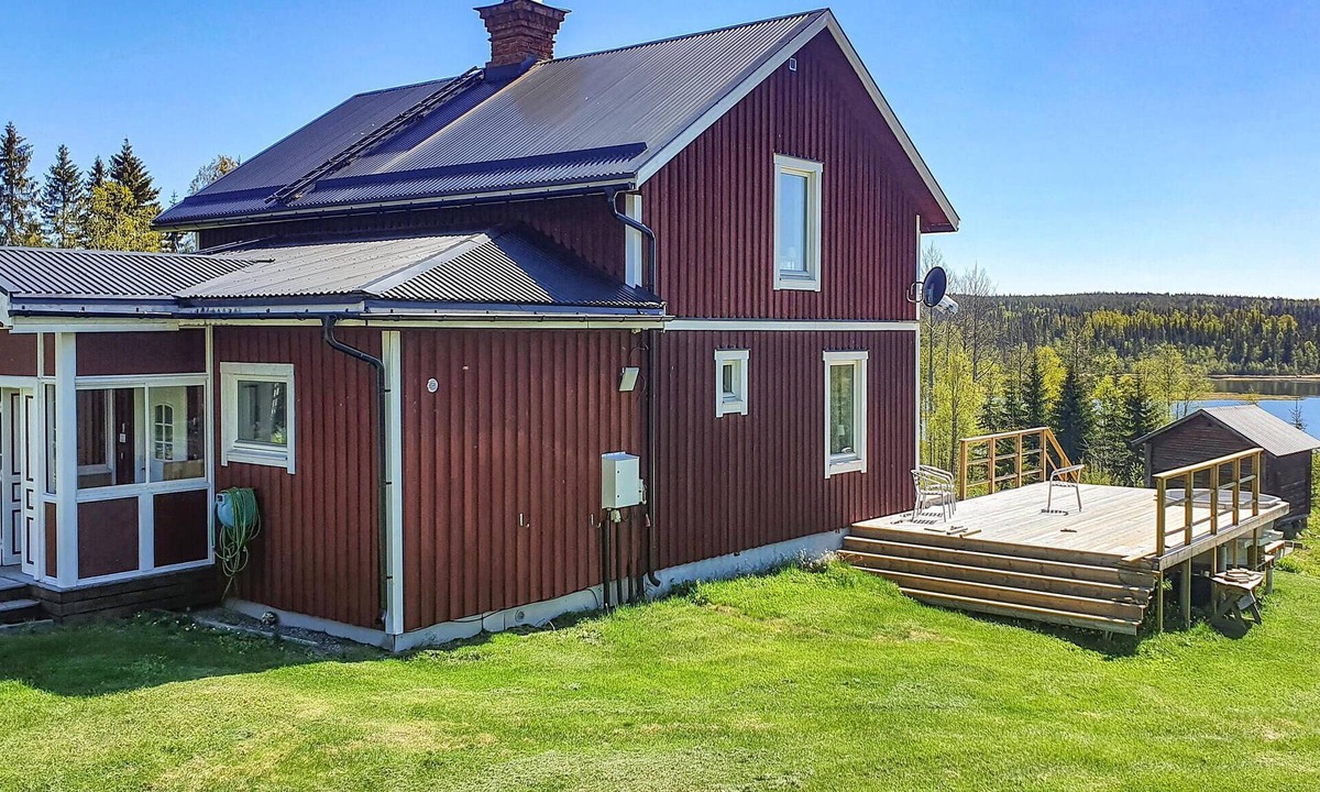 Torpshammar House | Lovely home in Torpshammar with sauna