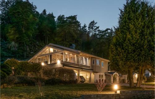 Uddevalla House | Lovely Home In Uddevalla With Kitchen