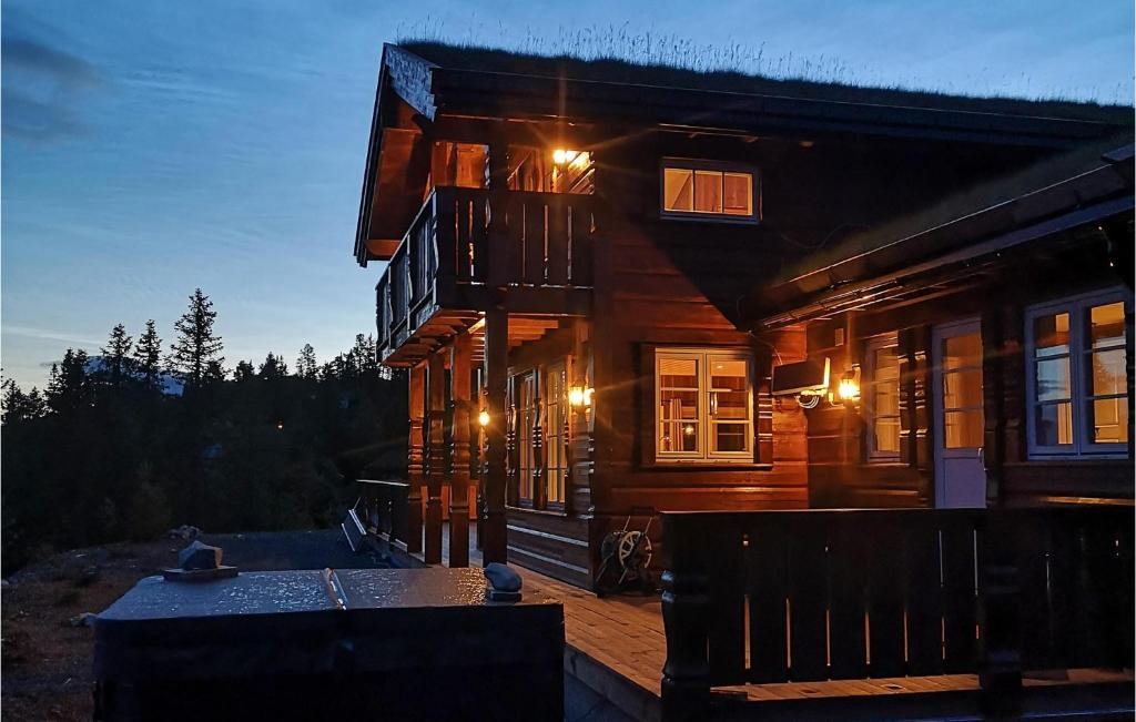 Hjartdal Municipality House | Lovely Home In Tuddal With Jacuzzi