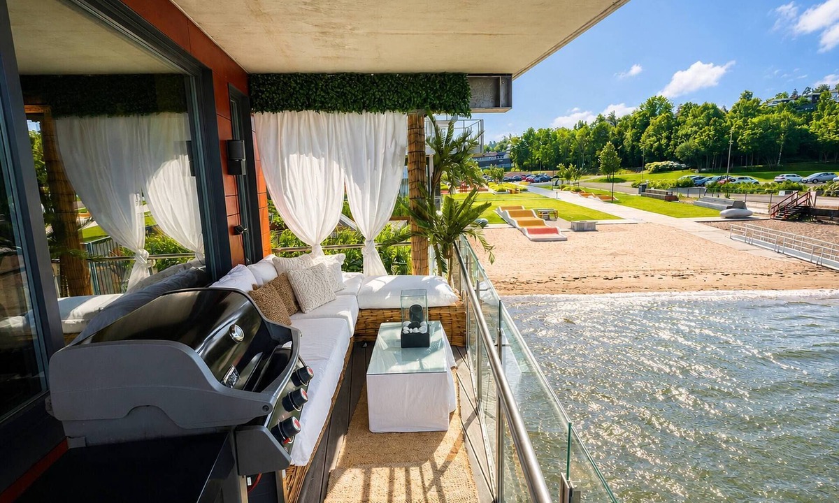 Tonsberg Apartment | Luxurious Central Tønsberg Apartment Located on the City Beach