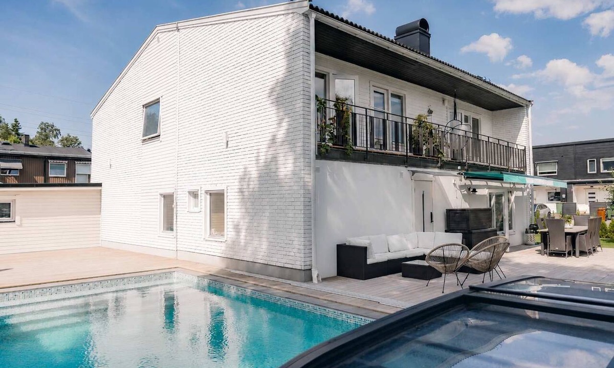 Sollentuna Villa | Luxury Family Villa, Private Pool & Outdoor