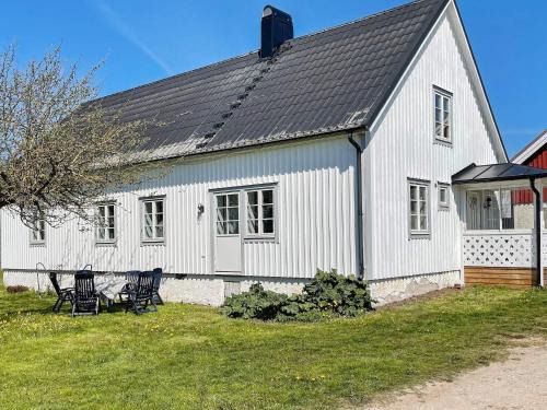 Farjestaden House | Luxury Holiday Home Near Alvaret