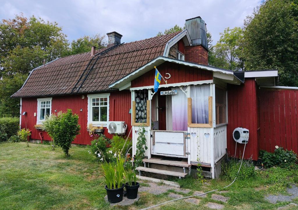 Asenhoga Bed & Breakfast | Lyckebo