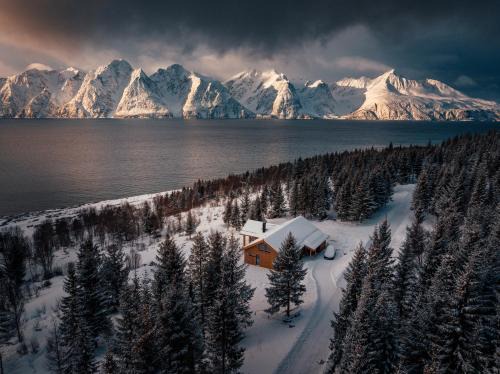 Lyngen House | Lyngen Vista - Arctic Boutique Lodge