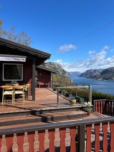 Forsand House | Lysefjord Bloom Cottage Stunning Fjord View
