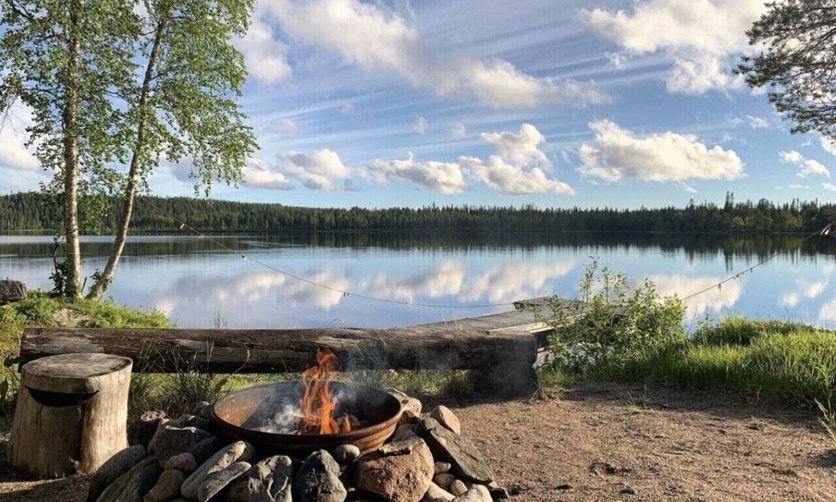 Rukatunturi Apartment | Mestarikämpät B 9 | Cozy Lakeside Cottage & Sauna