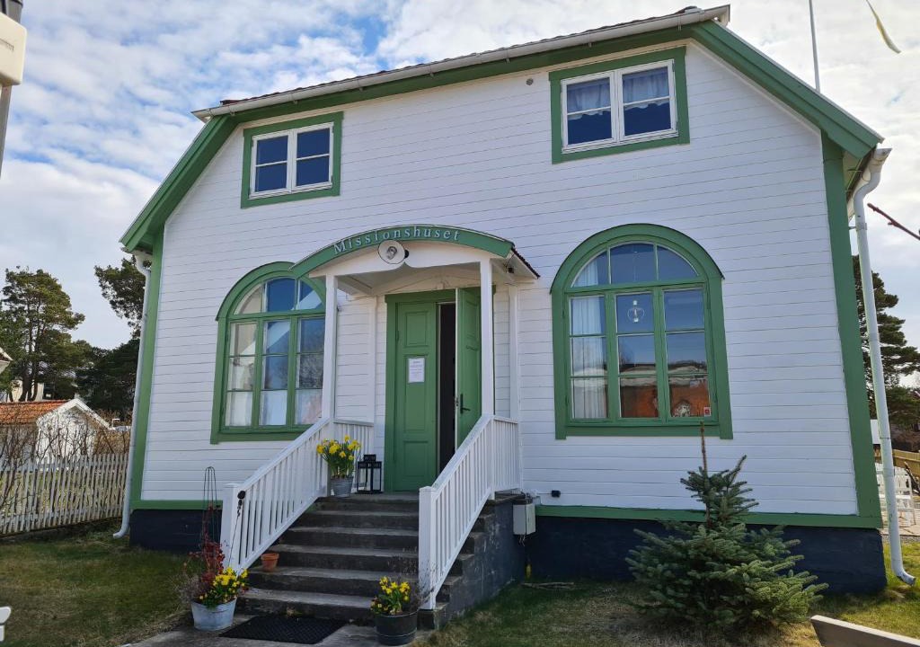 Sandhamn Bed & Breakfast | Missionshuset Bed & Breakfast