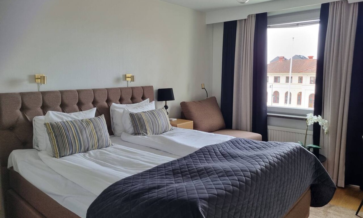Vasastaden-Eldslosa Hotel | Mjolby Stadshotell