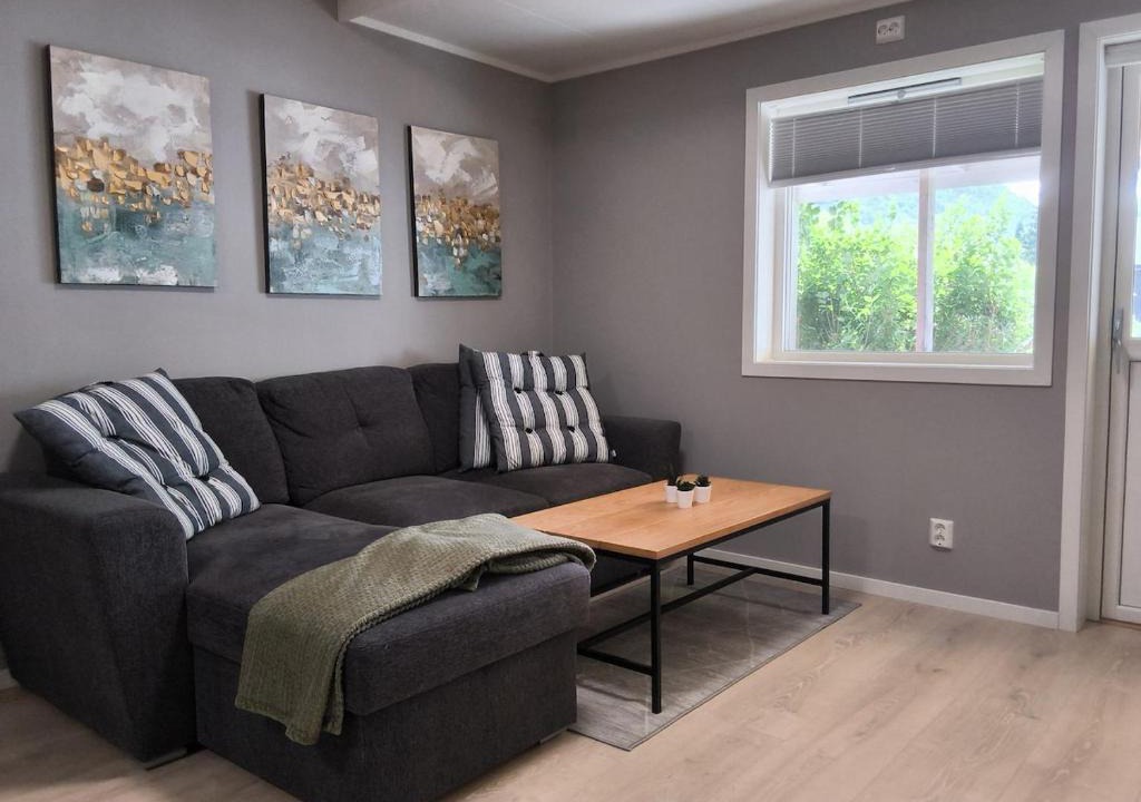Otta Apartment | Modern 1BR City Centre Apt - Sleeps 4