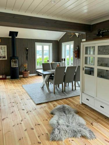 Holmsbu House | Modern Cabin Near Family Beaches In Holmsbu